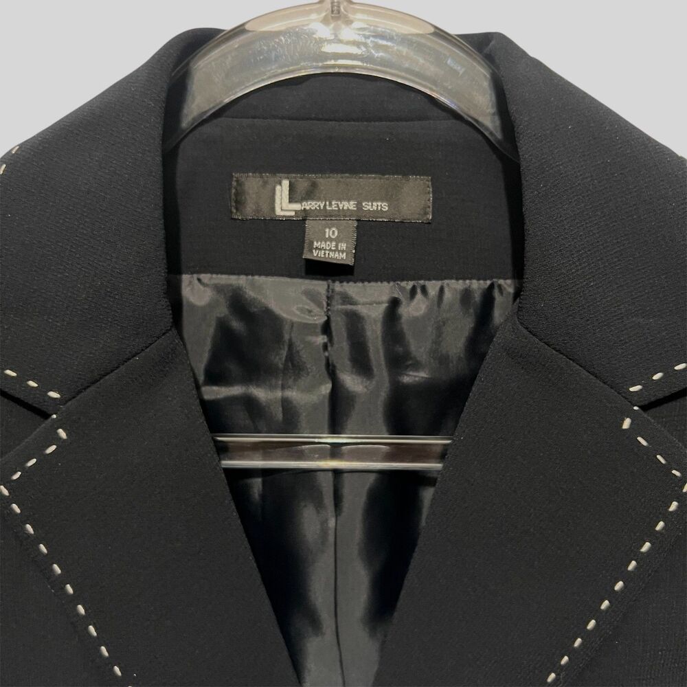 Larry Levine Deep Navy Ink Blazer Size 10 Structured Shoulder Tailored Classic - Picture 4 of 4